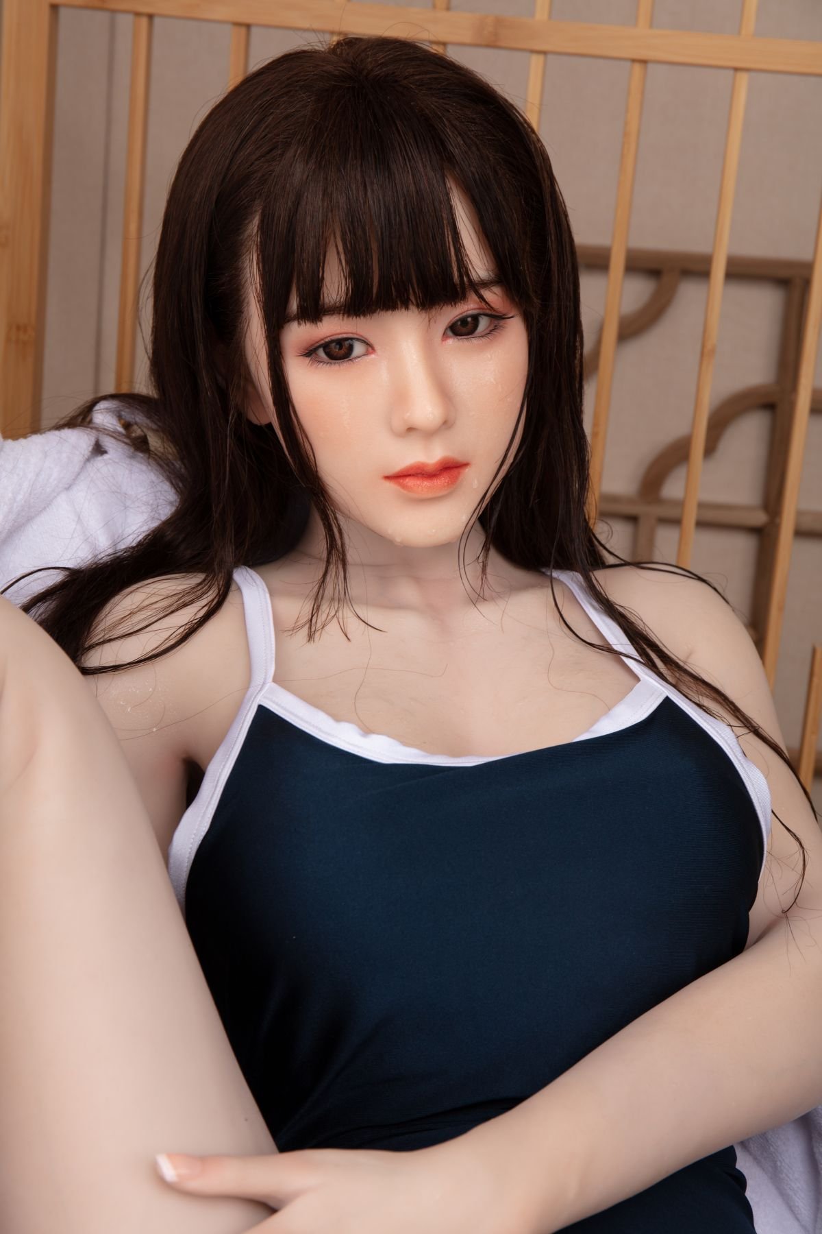 Ena, 170 cm Sexpuppe mit Silikonkopf und TPE-Körper, konfigurierbar