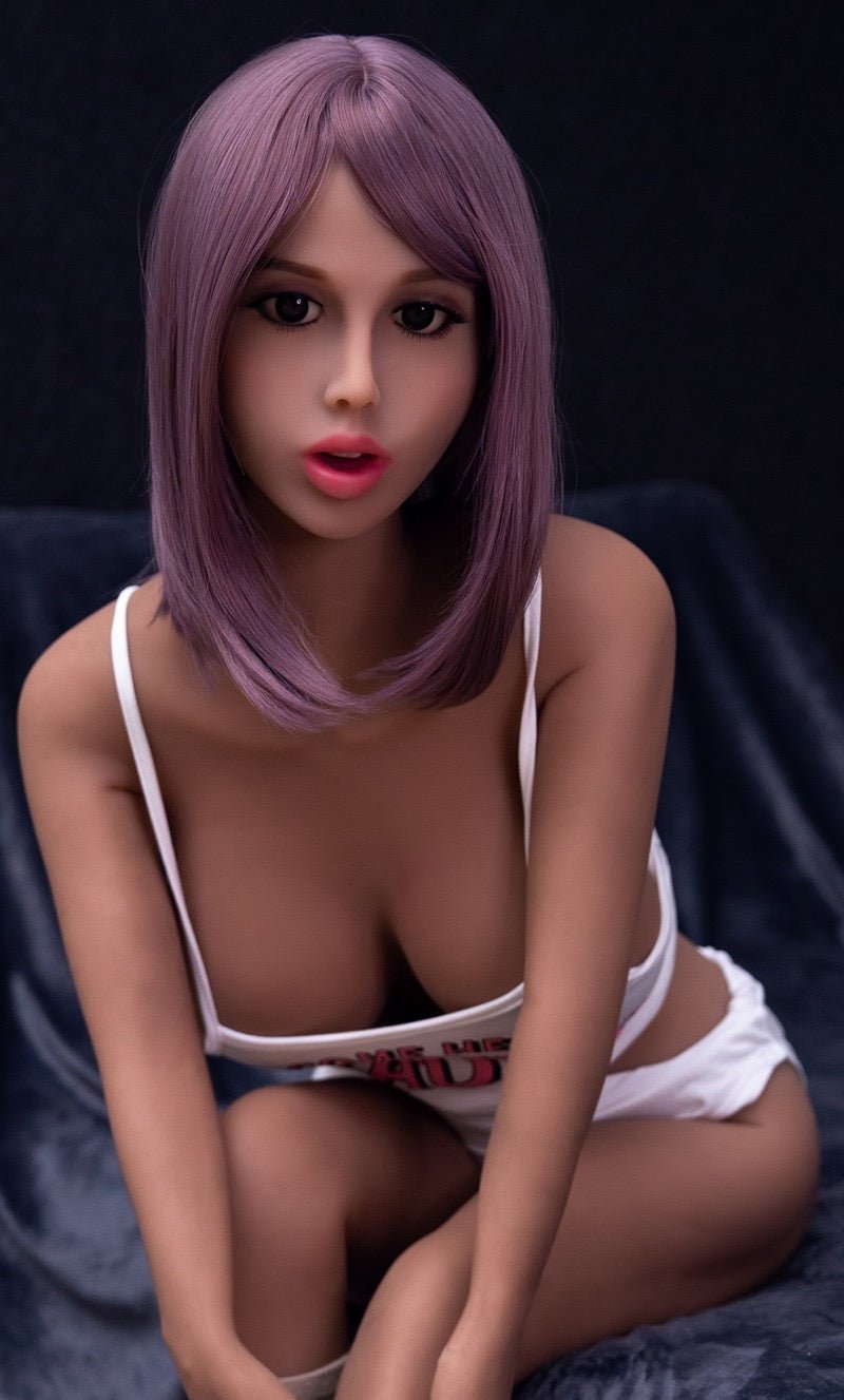 Brusse, 140 cm TPE-Sexpuppe, konfigurierbar