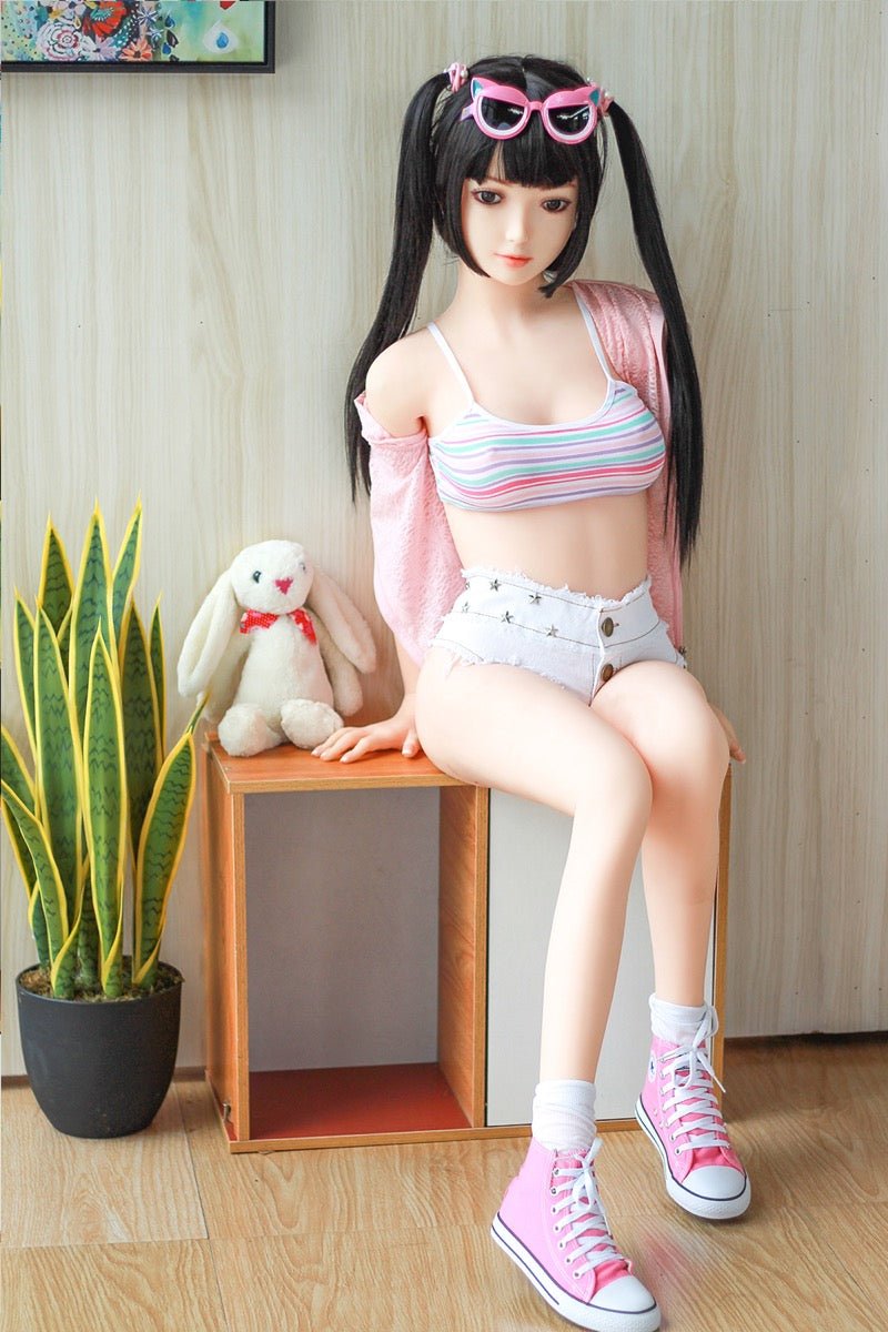 Akia, 140 cm Anime TPE-Sexpuppe, konfigurierbar