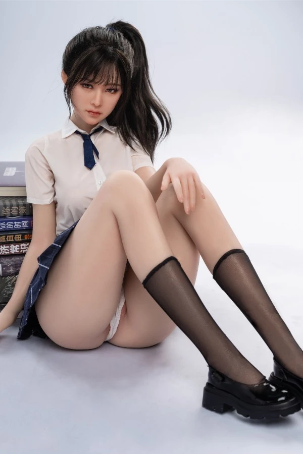 Urara, 75 cm Silikon-Sexpuppe