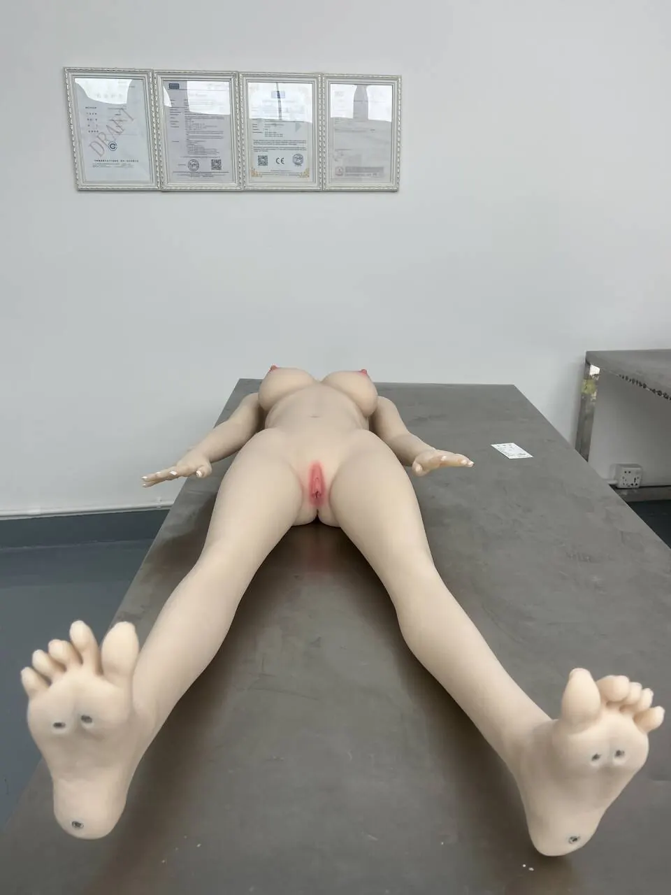 Délia Vallier - Création AIBEI TPE 148 cm, visage 228, silhouette petite poitrine Werkfoto 1
