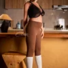 Lola SiF150, 150 cm Silikon-Sexpuppe, Hautfarbe Gelb, konfigurierbar