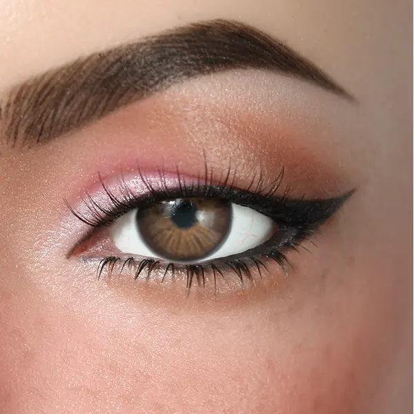 Ultra-Augen 01