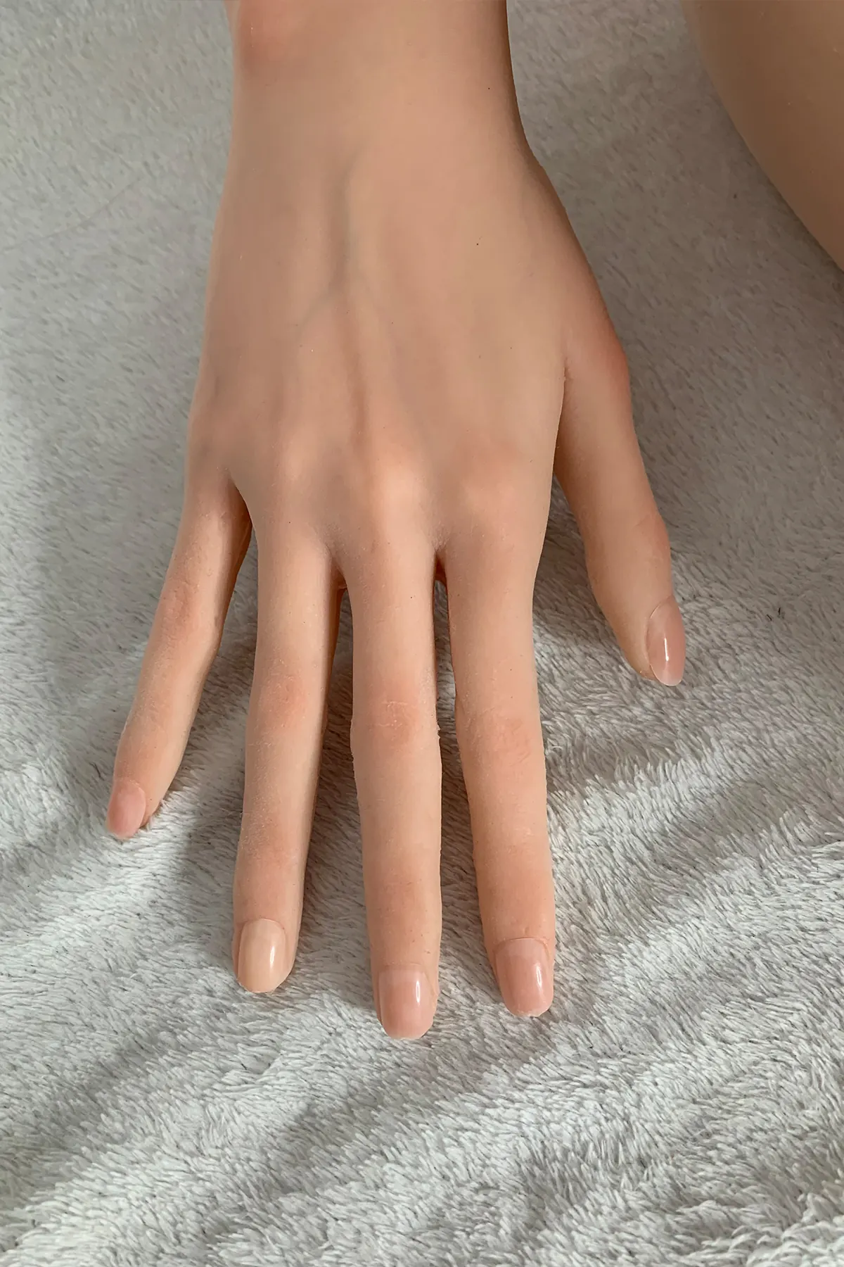 Ursuline Wissant - Sexpuppe sur mesure 168 cm aus Silikon intégral, teint naturel, tête 600 Werkfoto 2