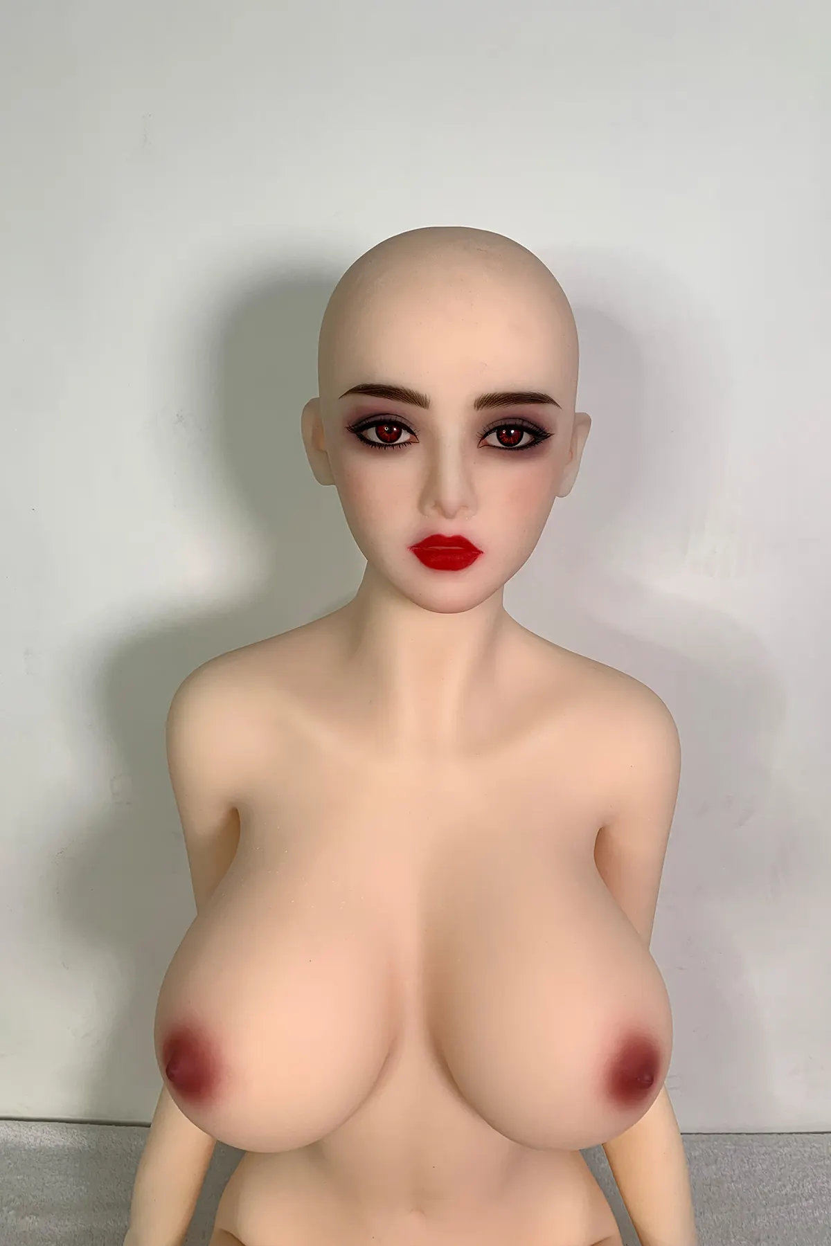 Joséphine Tavert - Sexpuppe sur mesure 158 cm aus TPE, teint naturel, tête 251 Werkfoto 2