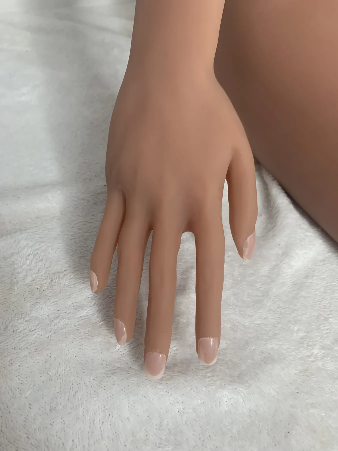 Cléonice Jolivet - Sexpuppe sur mesure 148 cm aus TPE, tête 013 Werkfoto 3