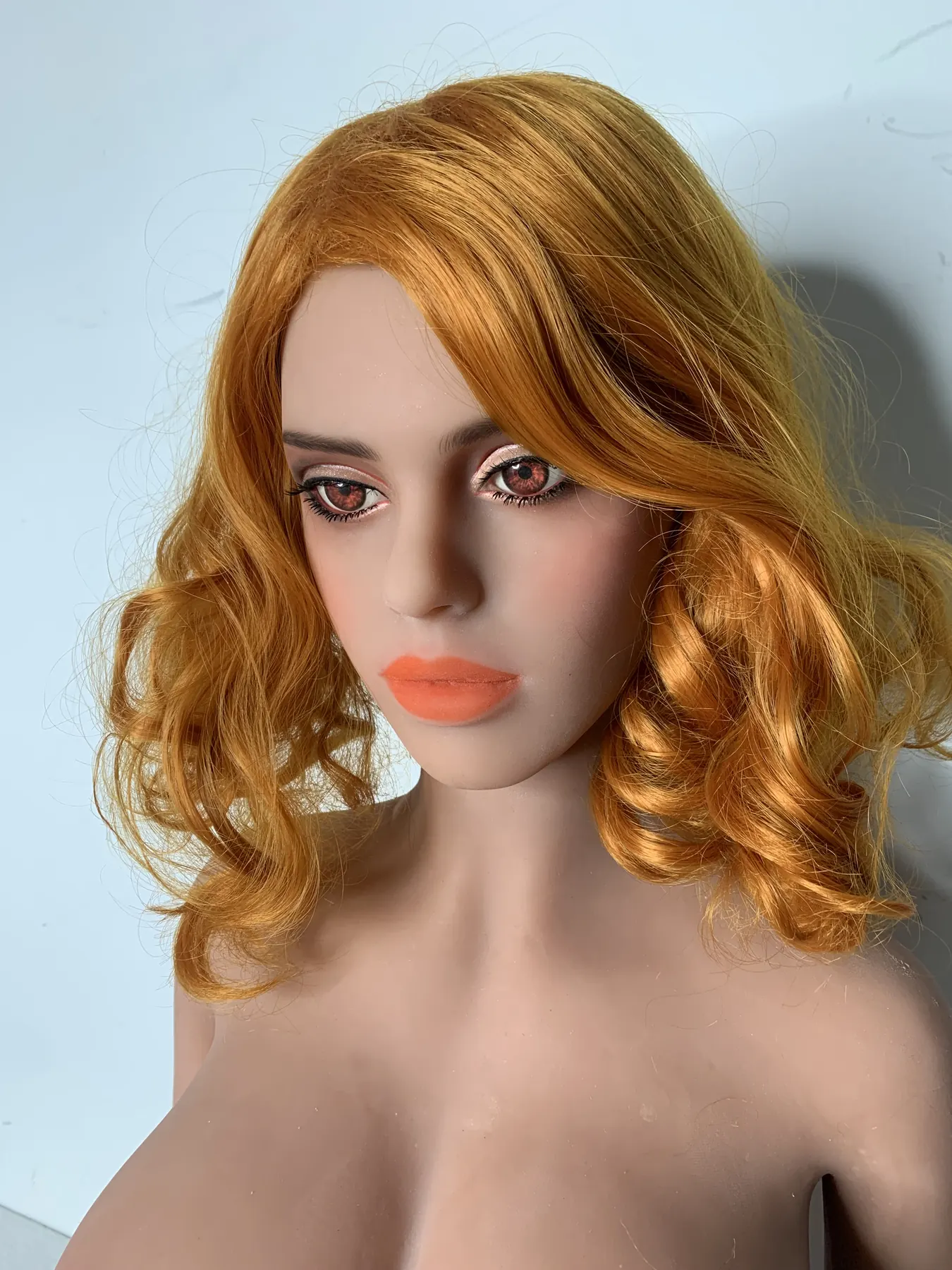 Éléonore Estier - Sexpuppe sur mesure 153 cm aus TPE, tête 176 Werkfoto 3