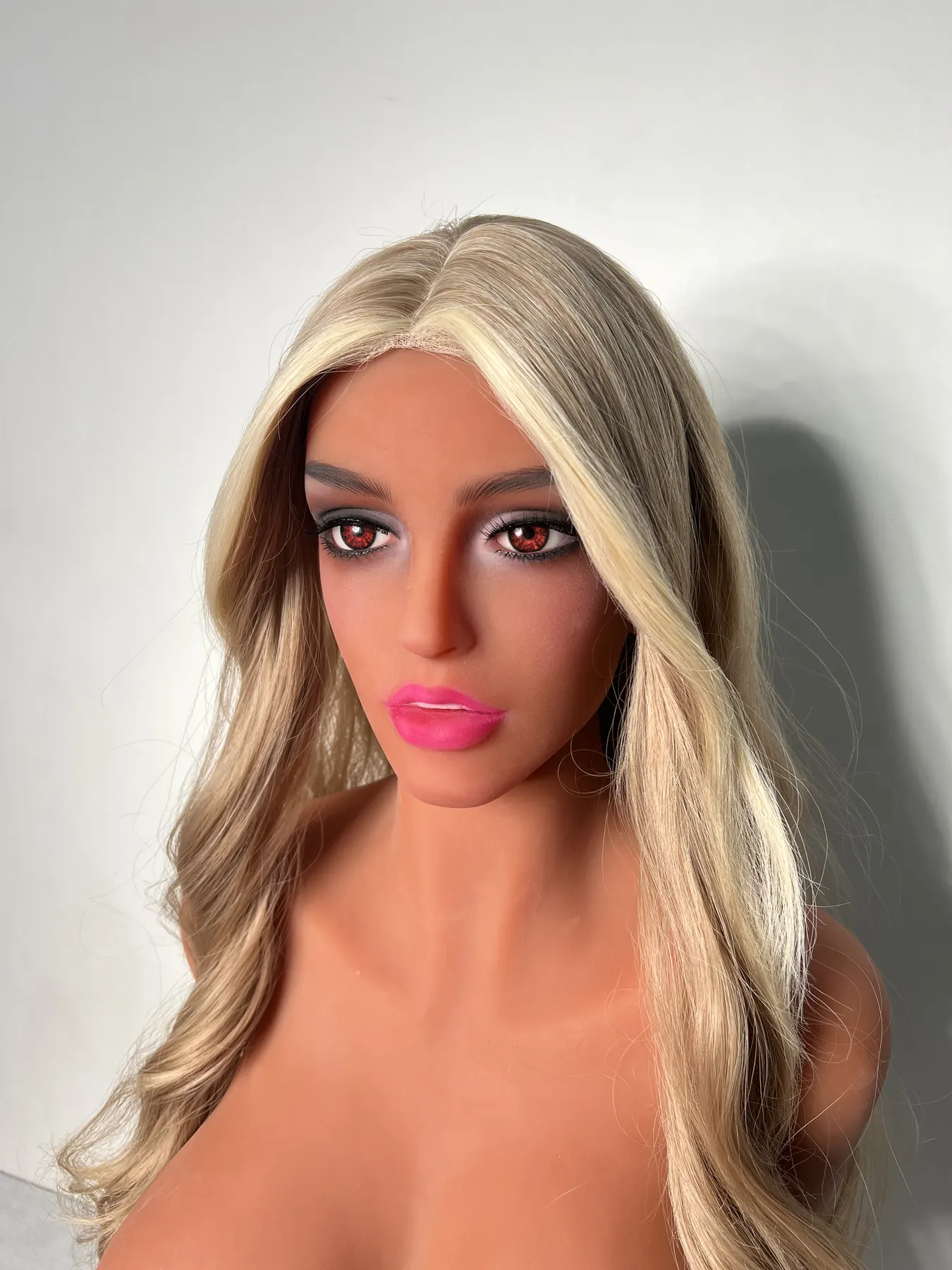 Églantine Fabre - Sexpuppe sur mesure 158 cm aus TPE, tête 70 Werkfoto 4